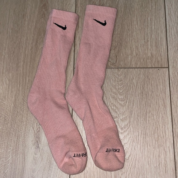 Nike Everyday Plus Cushioned Dri-Fit Training Crew Socks - Picture 1 of 2